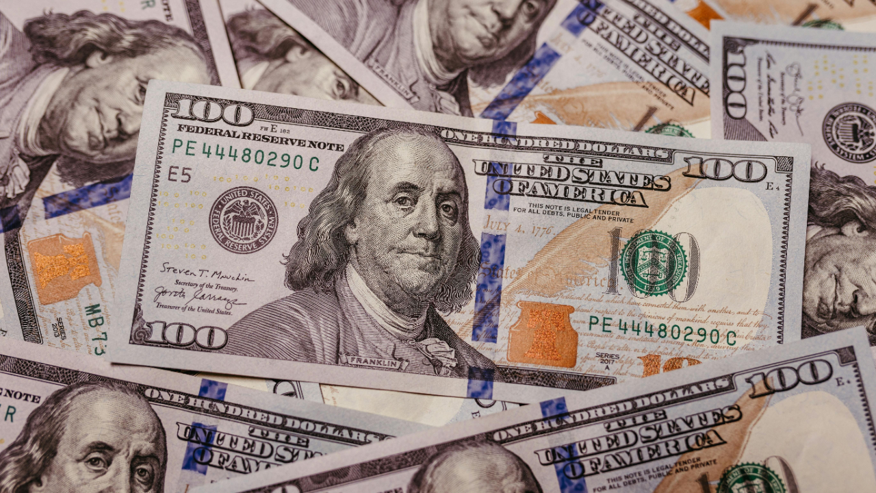 Portada de Blog sobre Conoce las consecuencias de la rebaja de calificación de Moody's