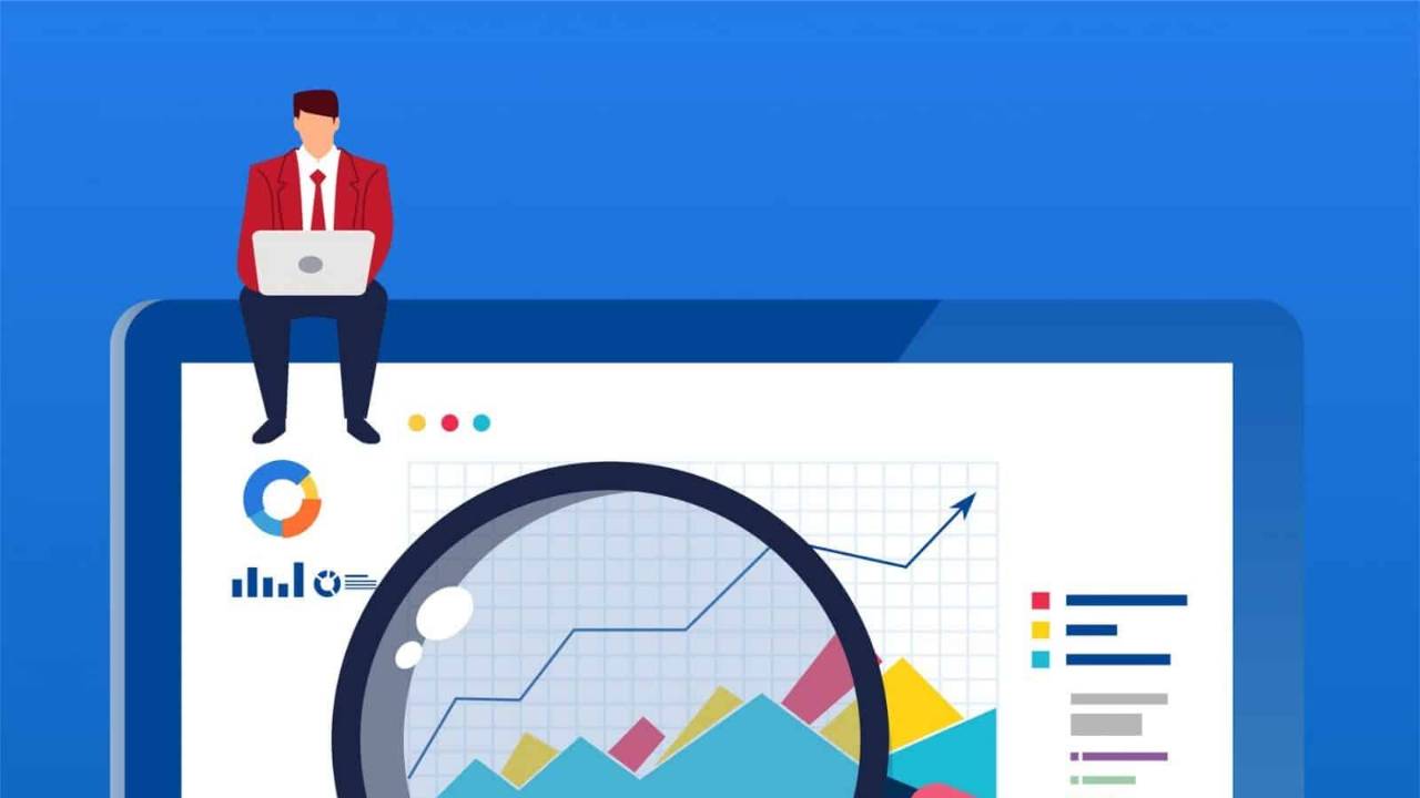 Dibujo de una computadora con gráficas que se ven a través de una enorme lupa sostenida por dos hombres